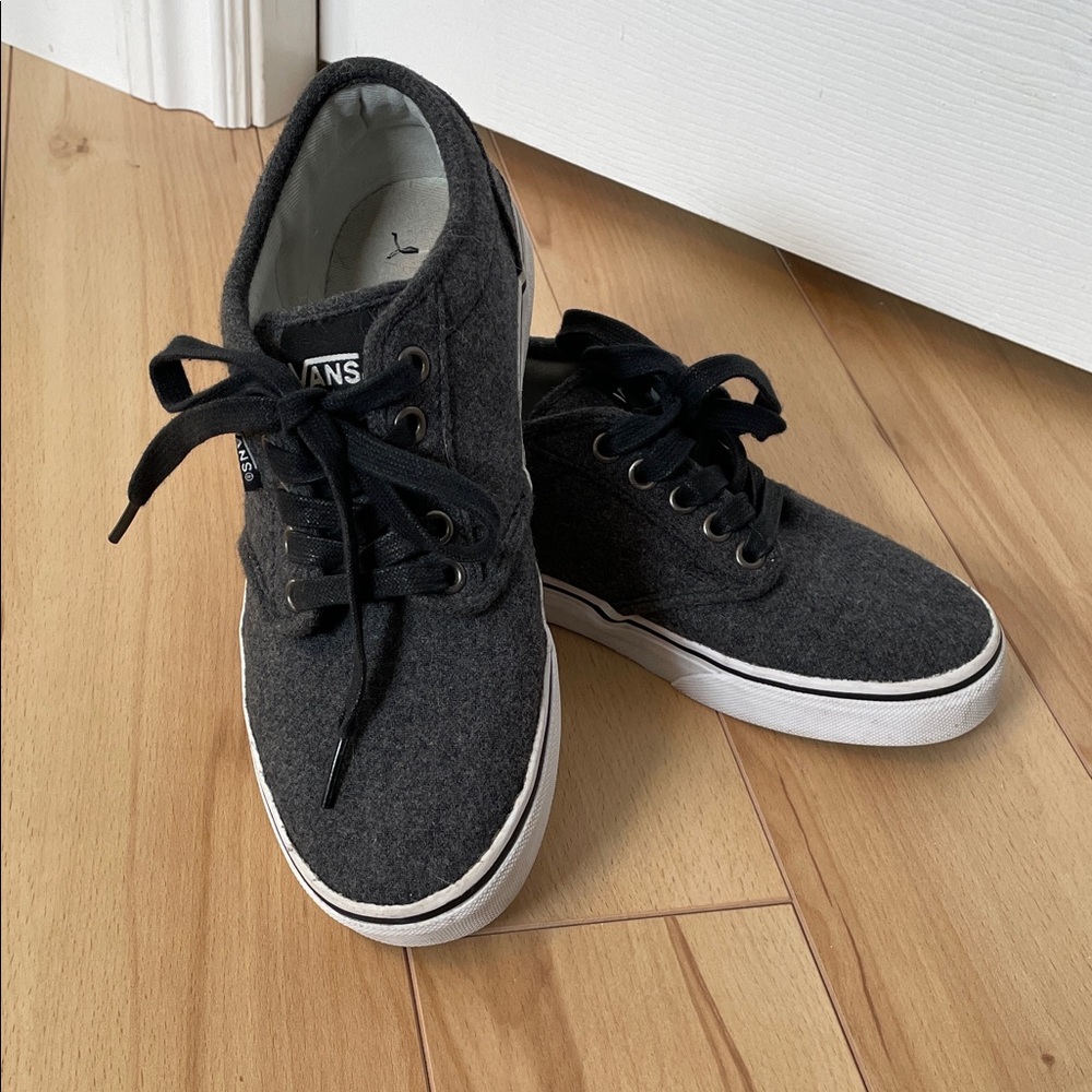 Vans Women’s Sz 6.5 Dark Gray Casual Sneakers